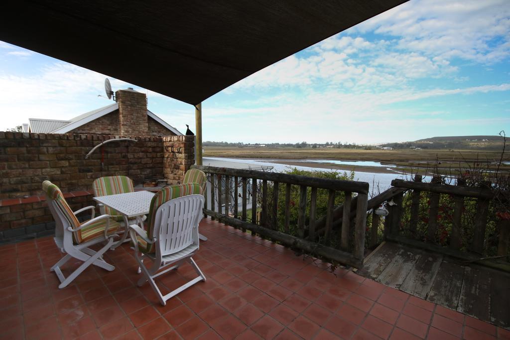 Moonriver Self Catering Plettenberg Bay Exteriör bild