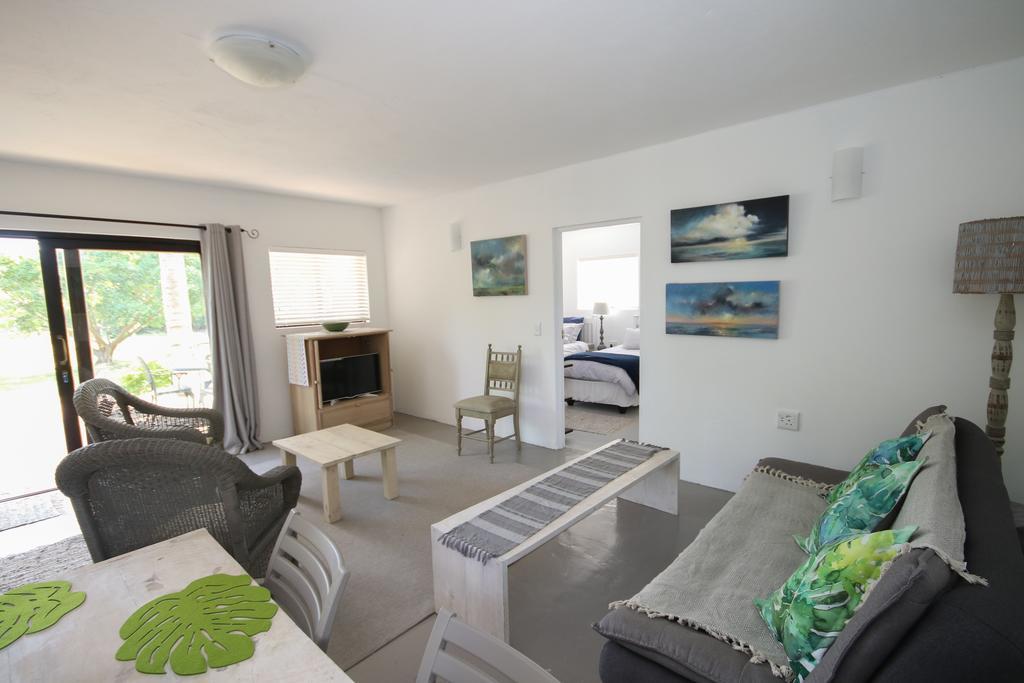 Moonriver Self Catering Plettenberg Bay Exteriör bild